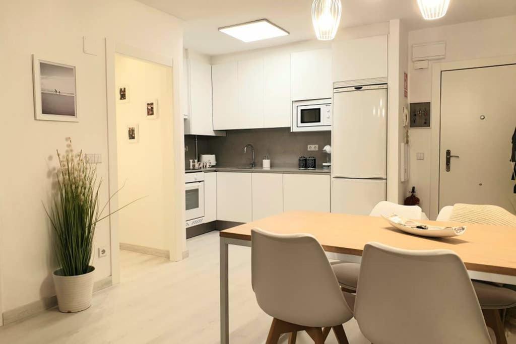 Nuevo-Casco Historico-Parking Gratuito. Appartement Oviedo Buitenkant foto