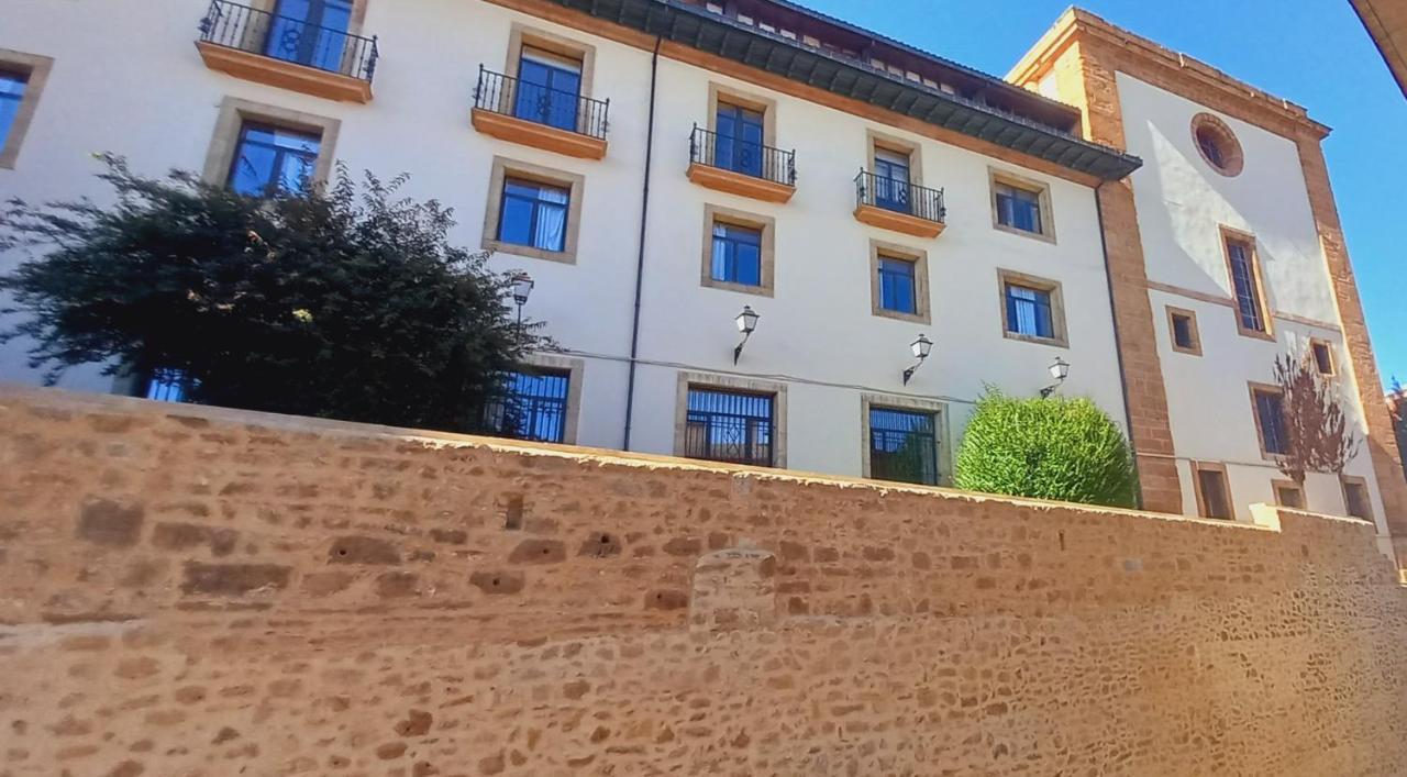 Nuevo-Casco Historico-Parking Gratuito. Appartement Oviedo Buitenkant foto